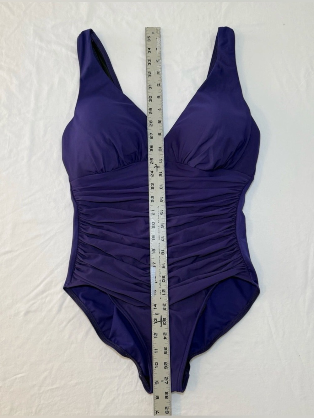 Miraclesuit One Piece Swimsuit Size 14 DD
Purple Ruched Padded Flattering Tummy - Picture 3 of 6